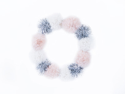 pom-pom wreath